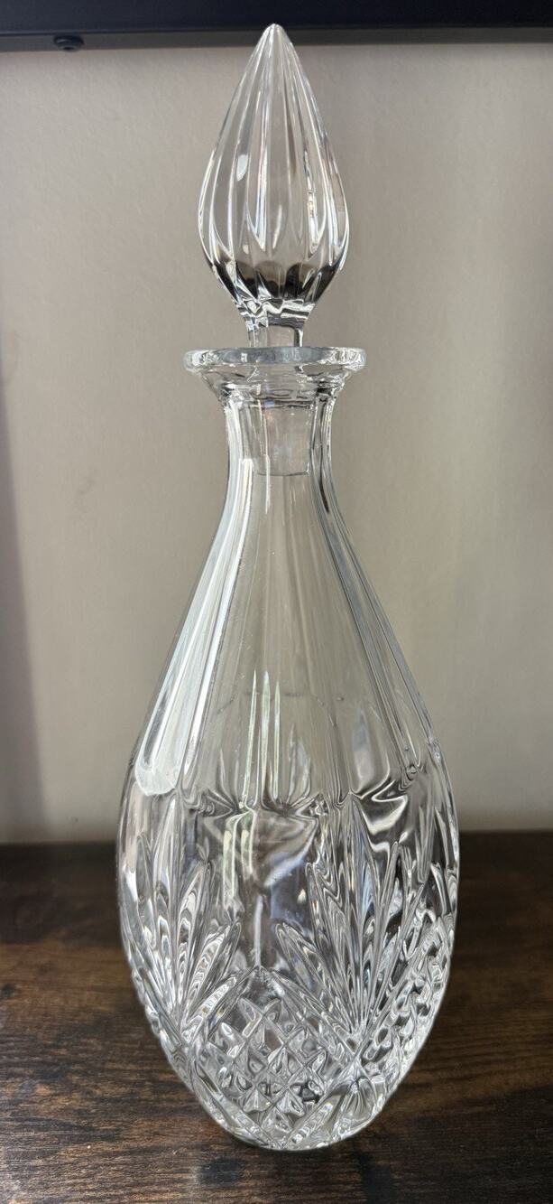 Vintage Gorgeous Elegant Crystal Cut Class Wine Teardrop Decanter With Stopper